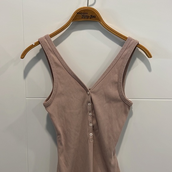Abercrombie & Fitch body suit size medium - Picture 2 of 7